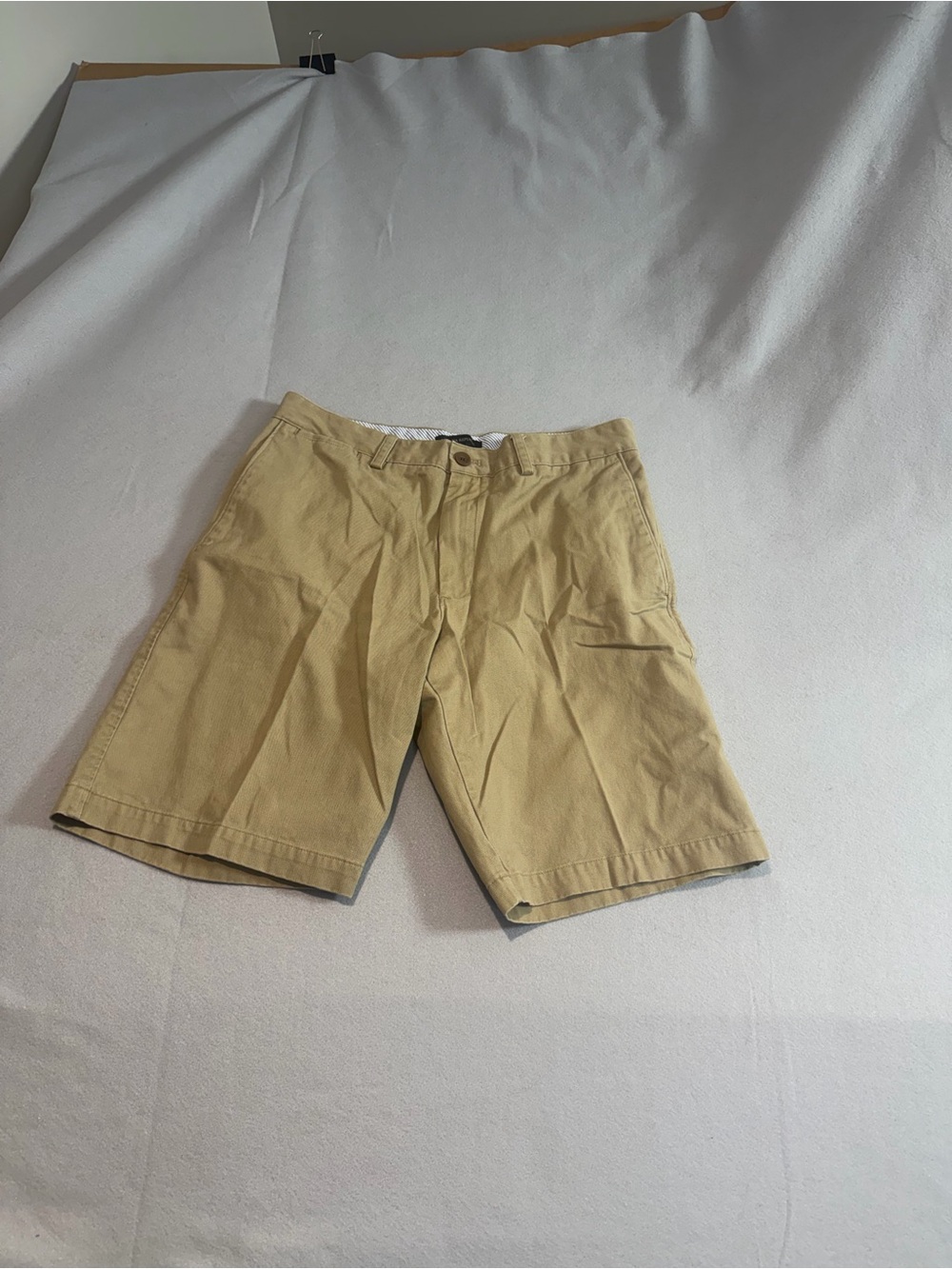 Banana Republic Men's Flat Front Shorts in Tan